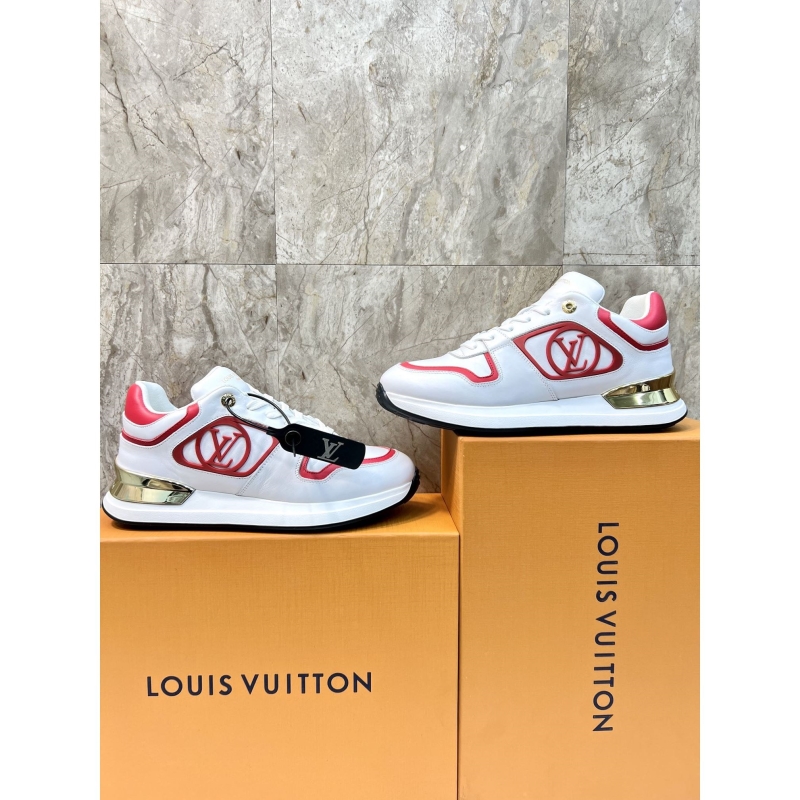 l**is V*t*n sneakers